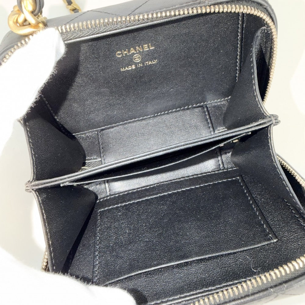 CHANEL シャネル 2WAY マトラッセ ココマーク ミニハンドバッグ チェーンショルダーバッグ バニティ ラムスキン ブラック 黒 アンティークゴールド金具 レディース【中古品】