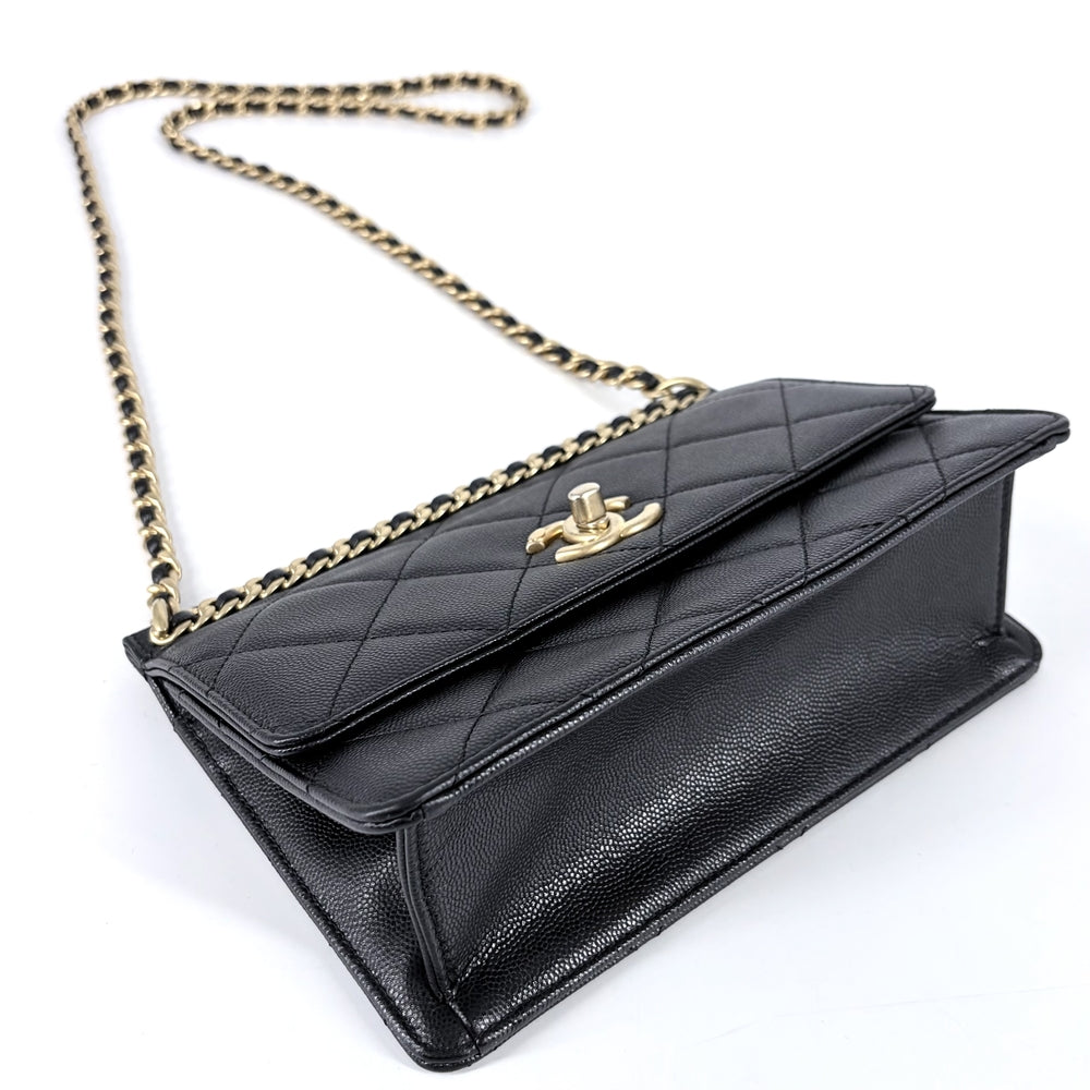 CHANEL シャネル ショルダーバッグ マトラッセ ココマーク ターンロック キャビアスキン ブラック 黒 ゴールド金具 レディース【中古品】