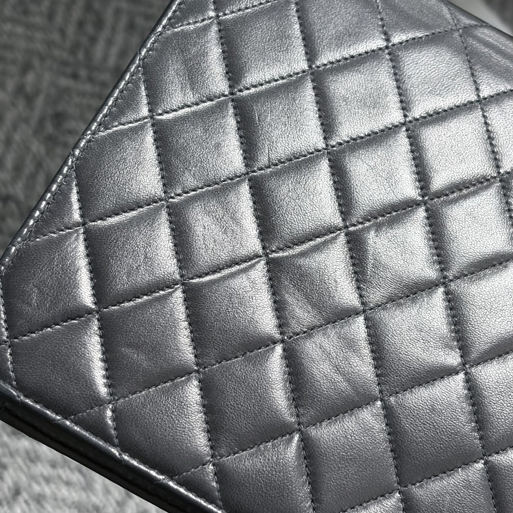 CHANEL シャネル ショルダーバッグ マトラッセ ココマーク プッシュロック ラムスキン ブラック 黒 ゴールド金具 レディース【中古品】