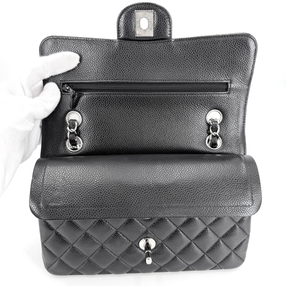 CHANEL シャネル ショルダーバッグ マトラッセ23 ダブルチェーン ダブルフラップ ココマーク ターンロック キャビアスキン ブラック 黒 シルバー金具 レディース【中古品】