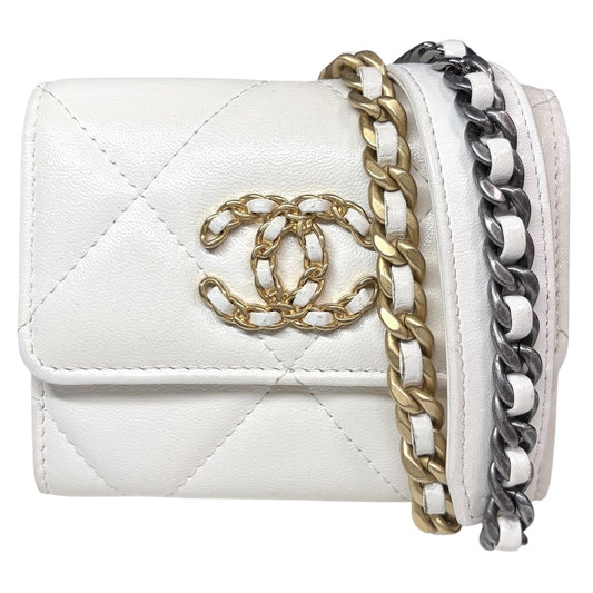CHANEL シャネル チェーンウォレット マトラッセ CHANEL19 ココマーク AP1787 ラムスキン ホワイト 白 ゴールド金具 レディース【中古品】