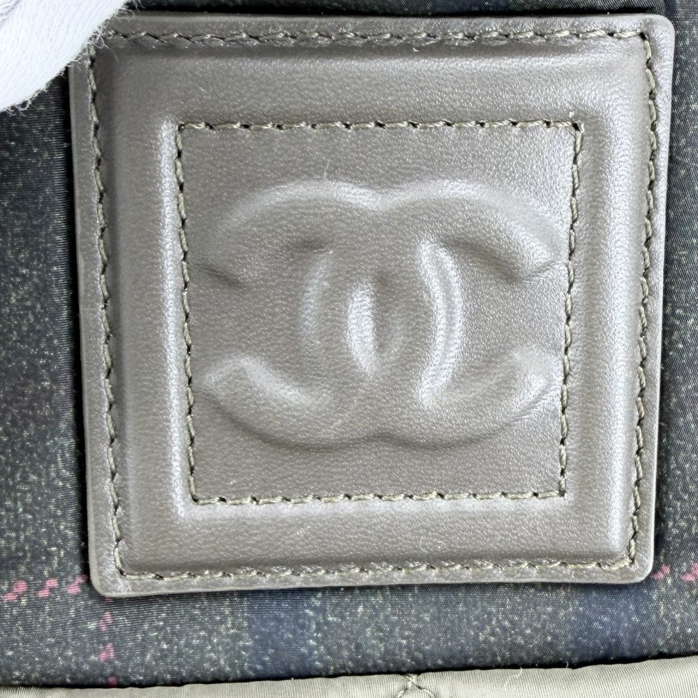 CHANEL シャネル ハンドバッグ コココクーン リバーシブル トートバッグ ココマーク Coco Cocoon チェック マトラッセ レザー ナイロン カーキ グリーン 緑 シルバー金具 レディース【中古品】
