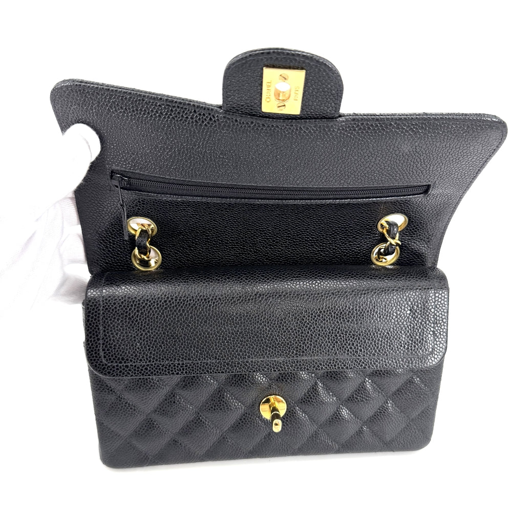 CHANEL シャネル ショルダーバッグ マトラッセ23 ダブルチェーン ダブルフラップ ココマーク ターンロック キャビアスキン ブラック 黒 ゴールド金具 レディース【中古品】