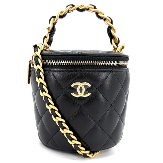CHANEL シャネル ショルダーバッグ マトラッセ ミニバニティポーチ チェーンショルダー ココマーク ラムスキン ブラック 黒 ゴールド金具 レディース【中古品】