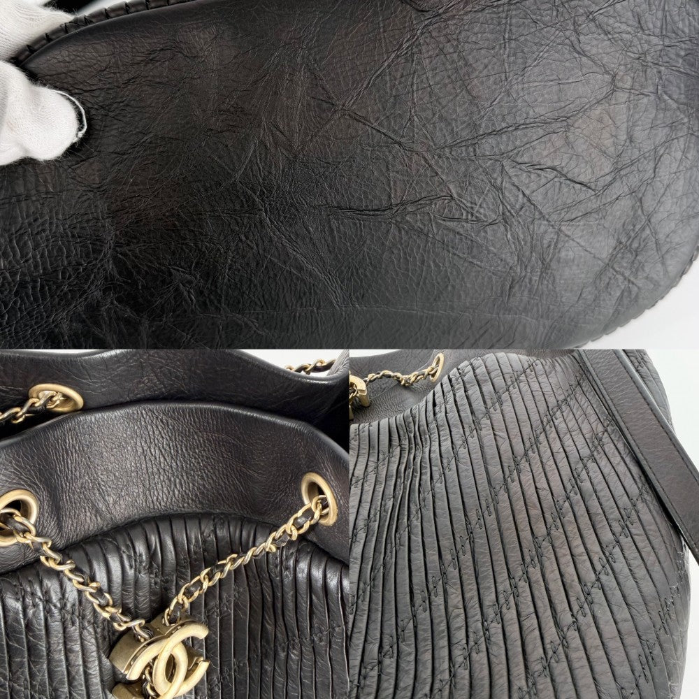 CHANEL シャネル ショルダーバッグ ココマーク Vステッチ 巾着 ラムスキン ブラック 黒 ゴールド金具 レディース【中古品】