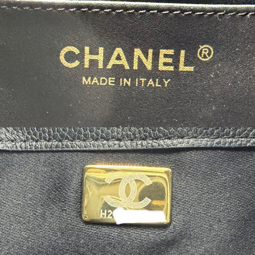 CHANEL シャネル ショルダーバッグ CHANEL25 スモールハンドバッグ チェーン ココマーク キャビアスキン ブラック 黒 ゴールド金具 レディース【中古品】