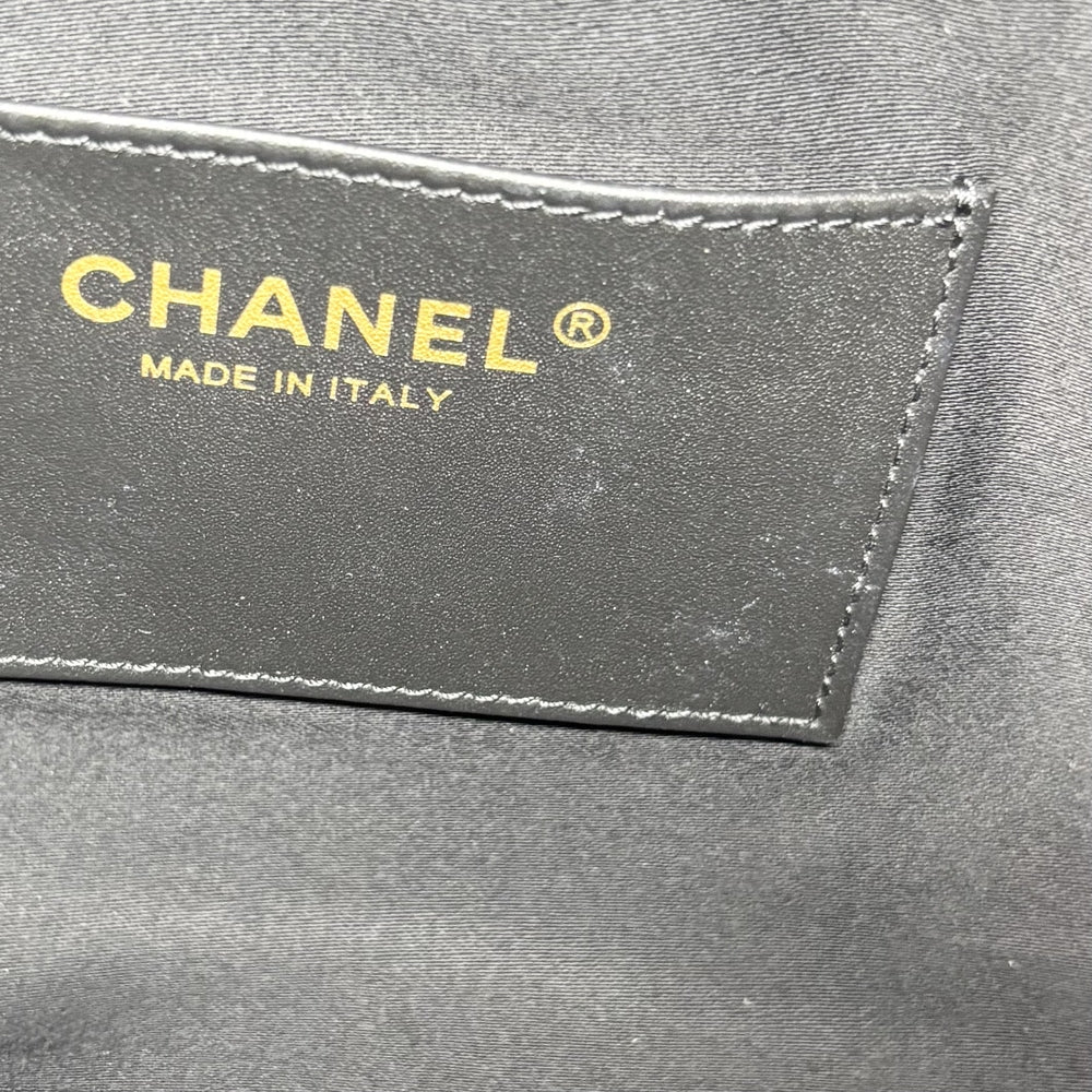 CHANEL シャネル ショルダーバッグ CHANEL25 スモールハンドバッグ チェーン ココマーク キャビアスキン ブラック 黒 ゴールド金具 レディース【中古品】
