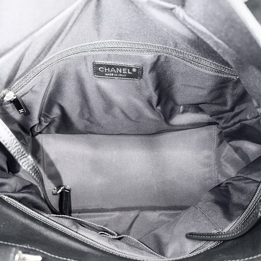 CHANEL シャネル トートバッグ パリビアリッツMM ハンドバッグ ココマーク ココマーク A34209 コーティングキャンバス レザー ブラック 黒 シルバー金具 レディース【中古品】