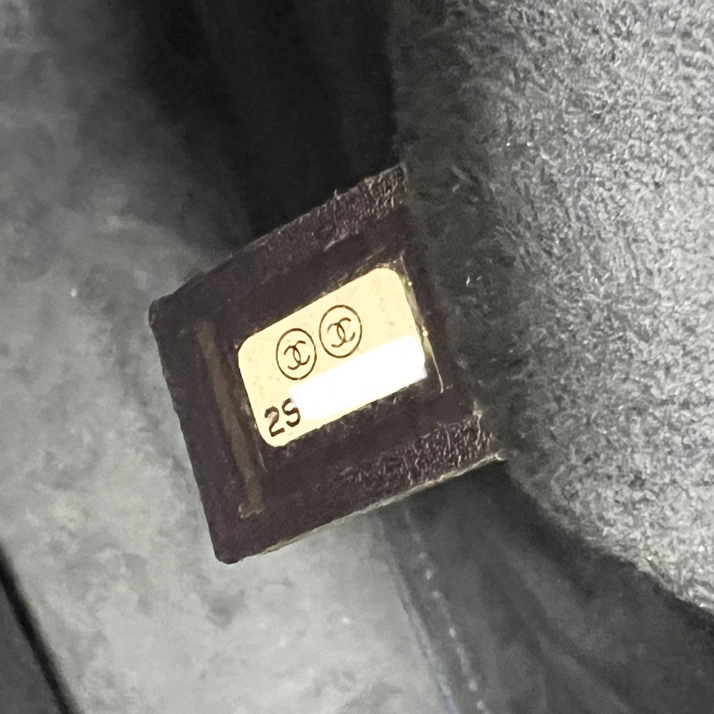 CHANEL シャネル トートバッグ ドーヴィルMM ハンドバッグ チェーンショルダーバッグ スタッズ ロゴ ココマーク キャビアスキン ブルー 青 ネイビー 紺 ゴールド金具 レディース【中古品】