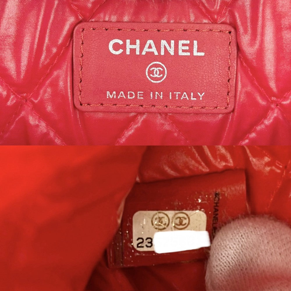 【開店SALE】 CHANEL シャネル クラッチバッグ マトラッセ タイポグラフィー ココマーク セカンドバッグ ラムスキン ブラック 黒 マルチカラー シルバー金具 レディース【中古品】