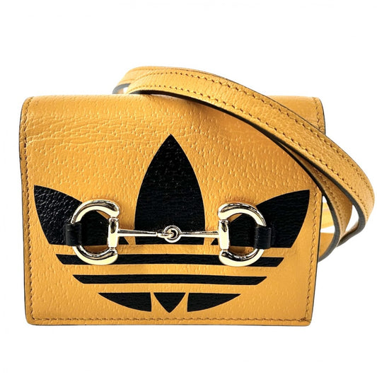GUCCI グッチ 二つ折り財布 アディダスコラボ ホースビット ショルダーウォレット adidas かばん 鞄 702248 レザー イエロー ブラック 黒 ゴールド金具 レディース【中古品】
