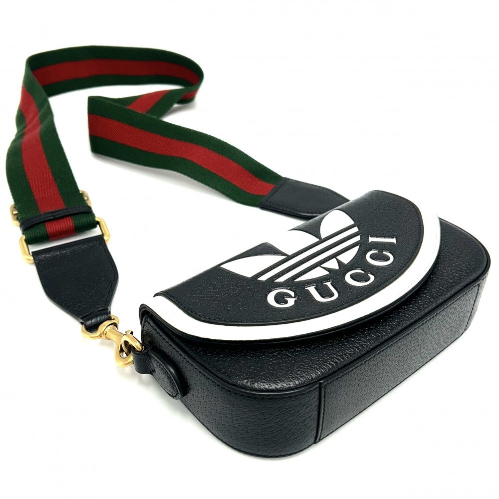 GUCCI グッチ ショルダーバッグ アディダスコラボ ミニショルダーバッグ adidas かばん 鞄 727791 レザー ブラック 黒 ホワイト 白 ゴールド金具 レディース【中古品】