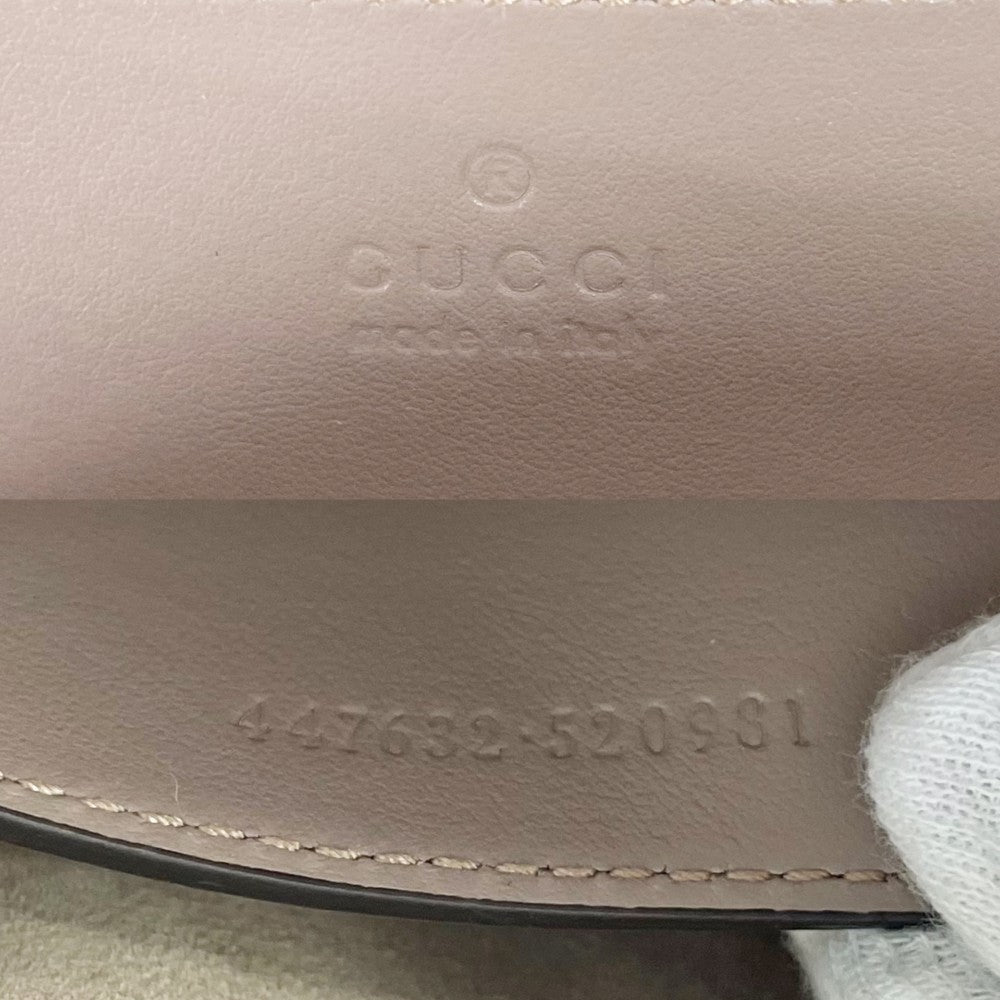 GUCCI グッチ ショルダーバッグ GGマーモント スモール カメラバッグ キルティング 447632 レザー ピンクベージュ ゴールド金具 レディース【中古品】