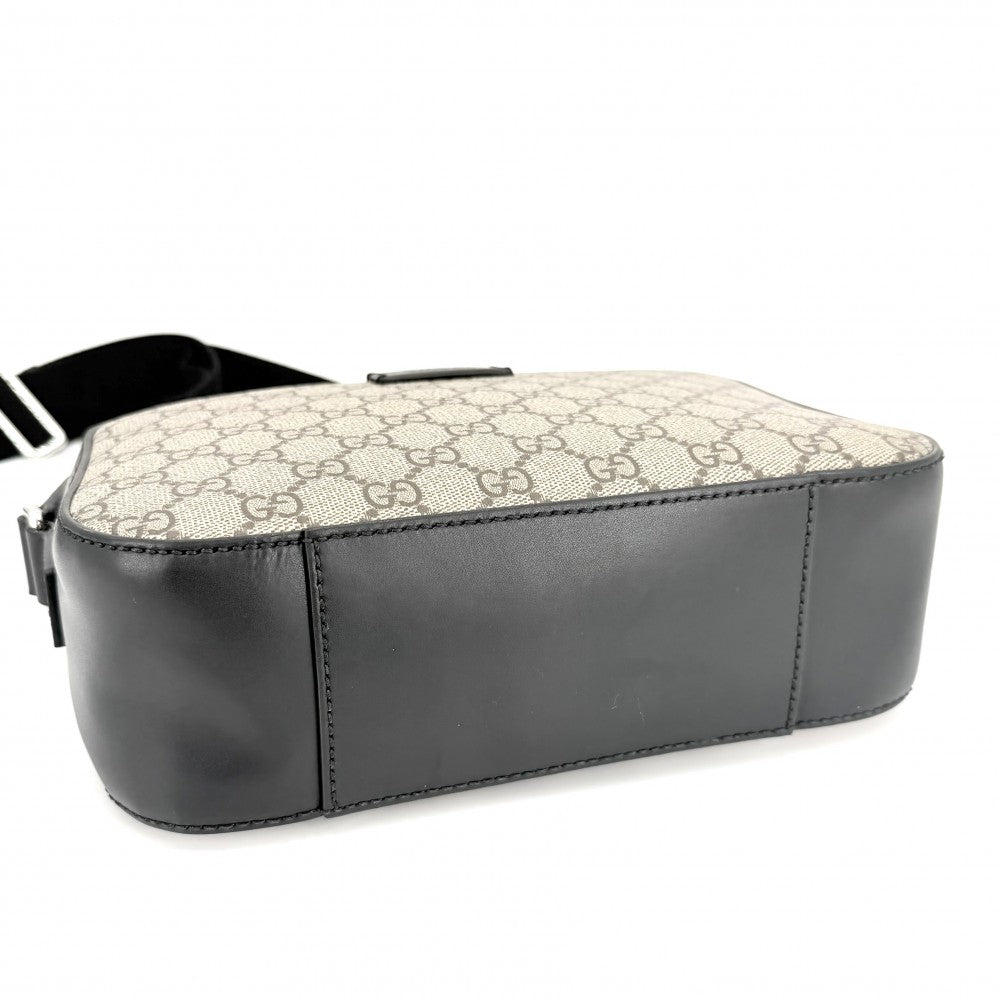 【開店SALE】 GUCCI グッチ ショルダーバッグ メッセンジャーバッグ 779880 GGスプリームキャンバス レザー ベージュ ブラウン 茶 シルバー金具 メンズ【中古品】