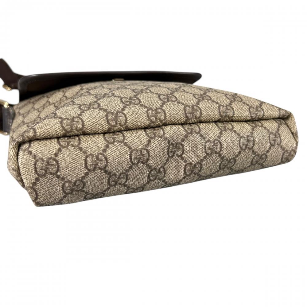 GUCCI グッチ ショルダーバッグ メッセンジャーバッグ 223666 GGスプリームキャンバス ベージュ ゴールドシルバー金具 メンズ【中古品】