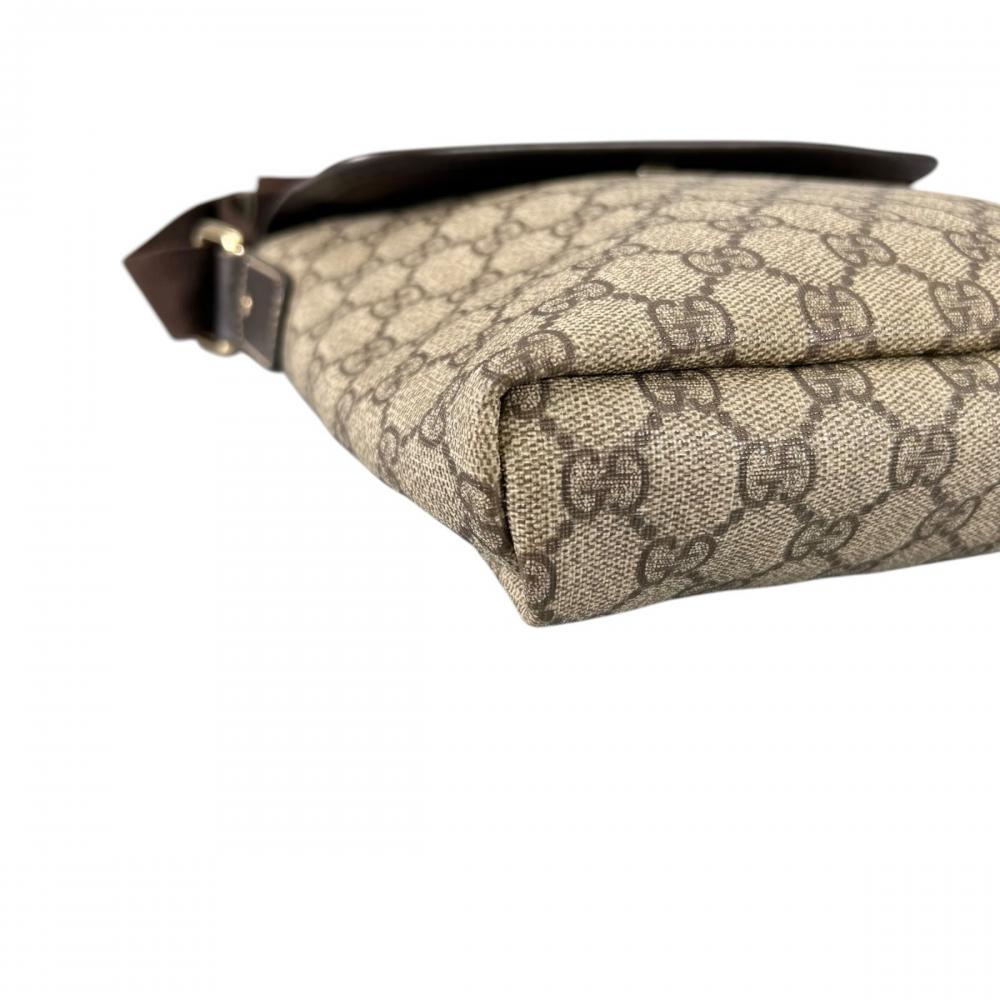 GUCCI グッチ ショルダーバッグ メッセンジャーバッグ 223666 GGスプリームキャンバス ベージュ ゴールドシルバー金具 メンズ【中古品】