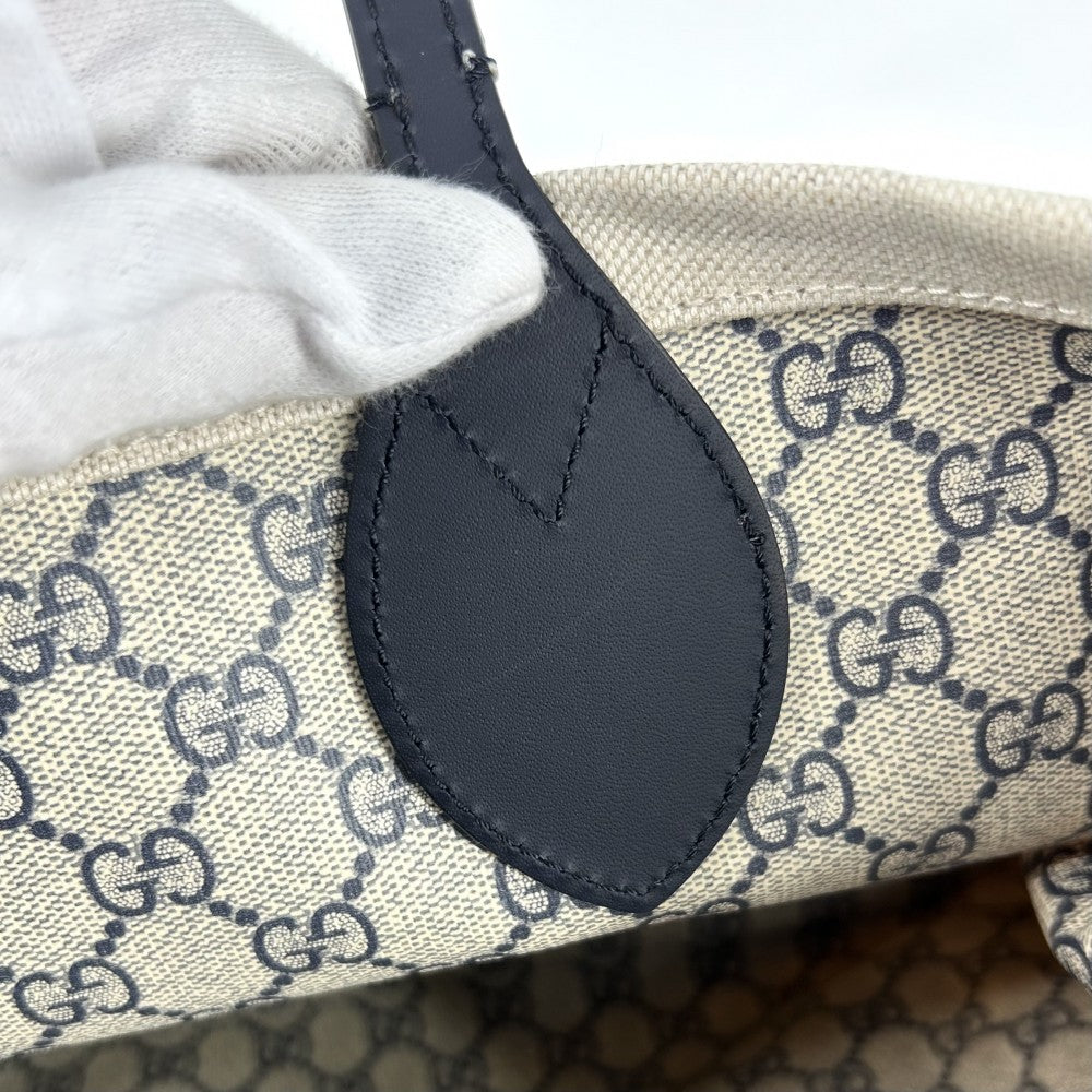 【開店SALE】 GUCCI グッチ トートバッグ ロゴ ハンドバッグ かばん 鞄 772176 GGスプリームキャンバス ベージュ ネイビー 紺 シルバー金具 レディース【中古品】