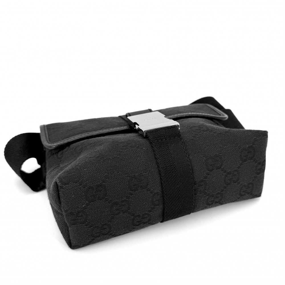GUCCI グッチ ウエストバッグ ボディバッグ 131236 GGキャンバス ブラック 黒 シルバー金具 メンズ【中古品】
