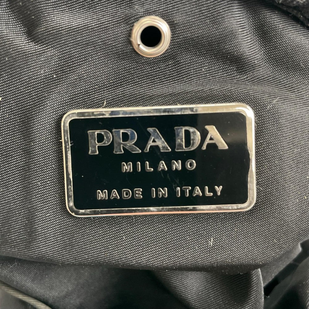 PRADA プラダ ショルダーバッグ V228 ナイロン ブラック 黒 シルバー金具 レディース【中古品】