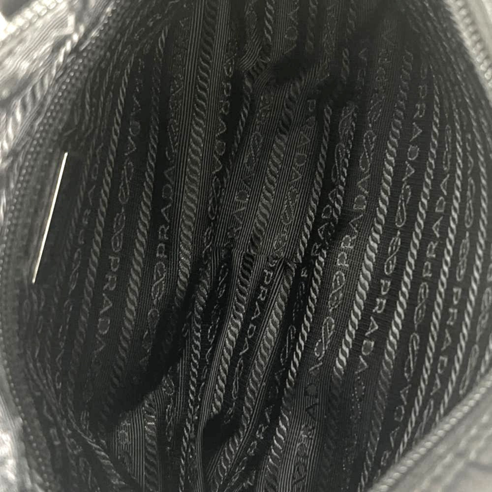 【開店SALE】 PRADA プラダ ショルダーバッグ Re-Nylon サフィアーノ 三角ロゴ 1BC167 ナイロン ブラック 黒 シルバー金具 ユニセックス【中古品】