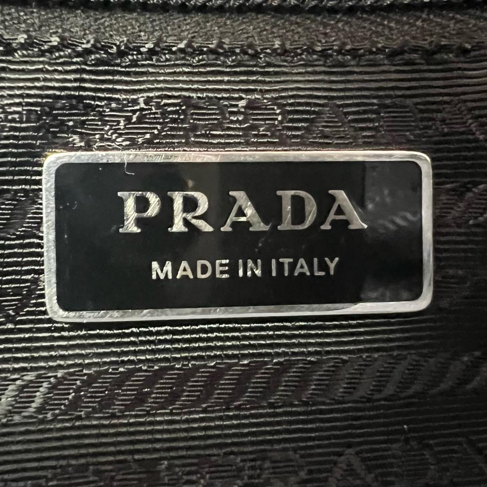 【開店SALE】 PRADA プラダ ショルダーバッグ Re-Nylon サフィアーノ 三角ロゴ 1BC167 ナイロン ブラック 黒 シルバー金具 ユニセックス【中古品】