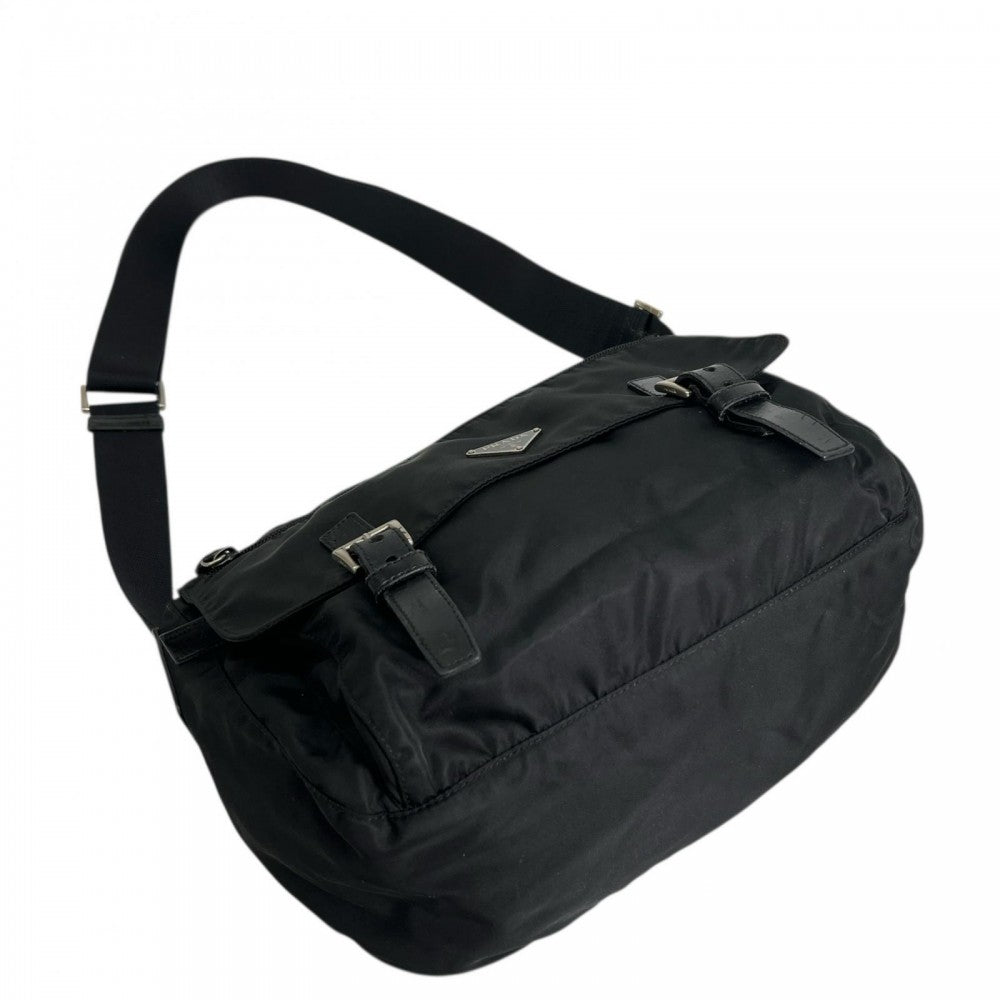 PRADA プラダ ショルダーバッグ ナイロン ブラック 黒 シルバー金具 レディース【中古品】