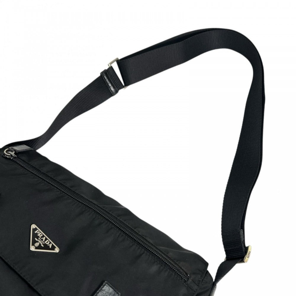 PRADA プラダ ショルダーバッグ ナイロン ブラック 黒 シルバー金具 レディース【中古品】