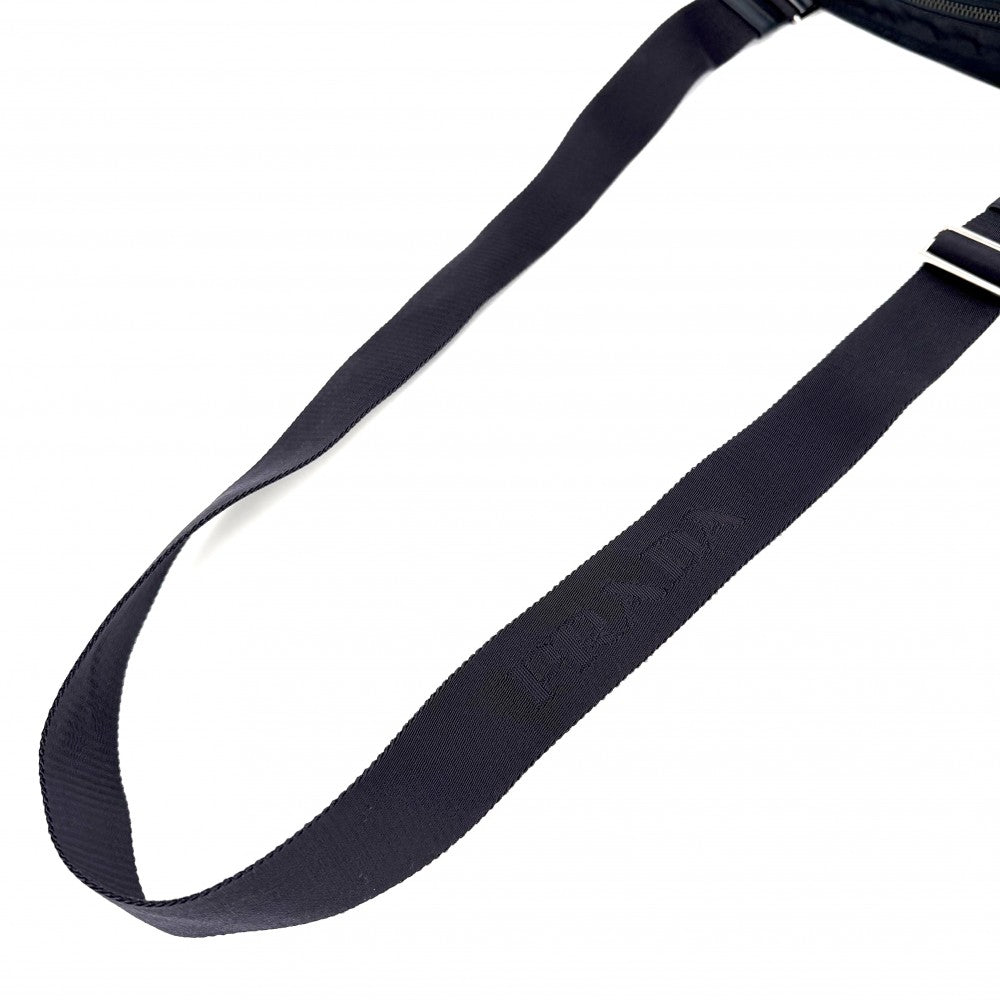 【開店SALE】 PRADA プラダ ショルダーバッグ トライアングルロゴ メンズ レディース 2VH797 ナイロン ネイビー 紺 シルバー金具 ユニセックス【中古品】