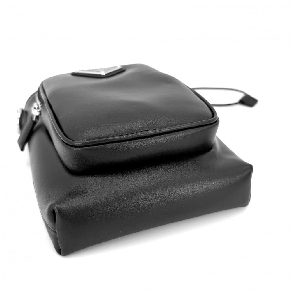 【開店SALE】 PRADA プラダ ショルダーバッグ スマートフォンケース 三角ロゴ トライアングル 2ZH155 カーフ ナイロン ブラック 黒 シルバー金具 ユニセックス【中古品】