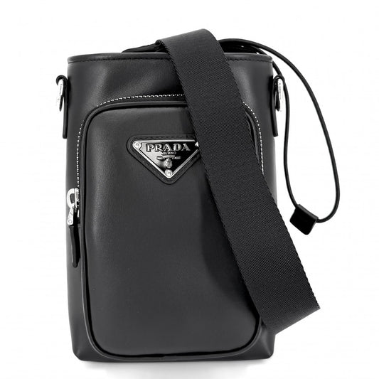 【開店SALE】 PRADA プラダ ショルダーバッグ スマートフォンケース 三角ロゴ トライアングル 2ZH155 カーフ ナイロン ブラック 黒 シルバー金具 ユニセックス【中古品】