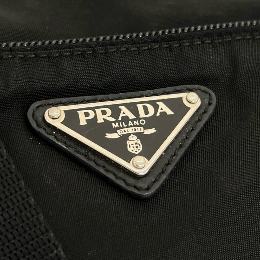 PRADA プラダ ショルダーバッグ トライアングルロゴ ナイロン ブラック 黒 シルバー金具 レディース【中古品】
