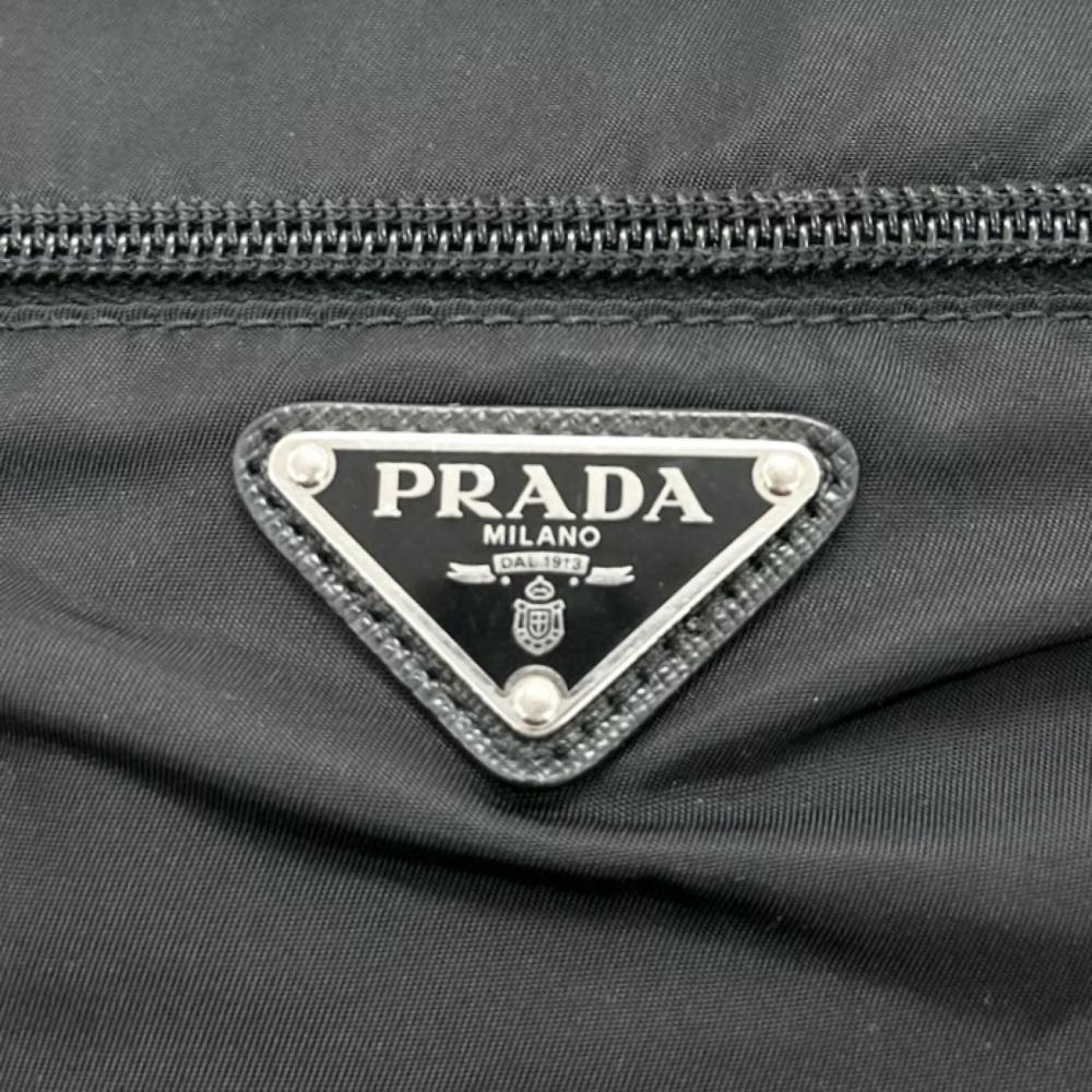 PRADA プラダ ショルダーバッグ 三角ロゴ 1BH978 ナイロン ブラック 黒 シルバー金具 レディース【中古品】