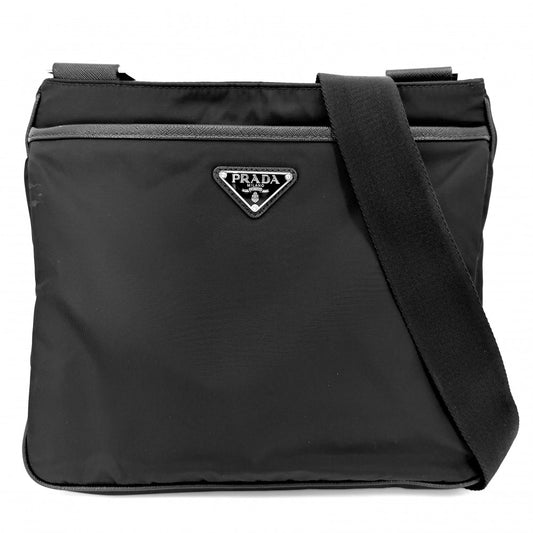 PRADA プラダ ショルダーバッグ トライアングルロゴ Re-Nylon メンズ レディース 男女兼用 2VH118 ナイロン サフィアーノレザー ブラック 黒 シルバー金具 ユニセックス【中古品】