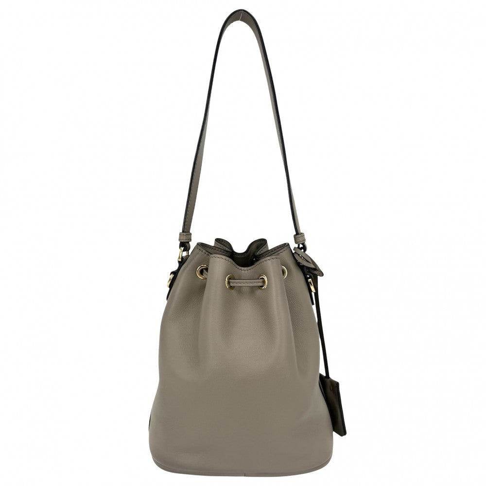 【開店SALE】 PRADA プラダ 2WAY 巾着 トライアングルロゴ ハンドバッグ ショルダーバッグ 1BE067 レザー ベージュ ゴールド金具 レディース【中古品】