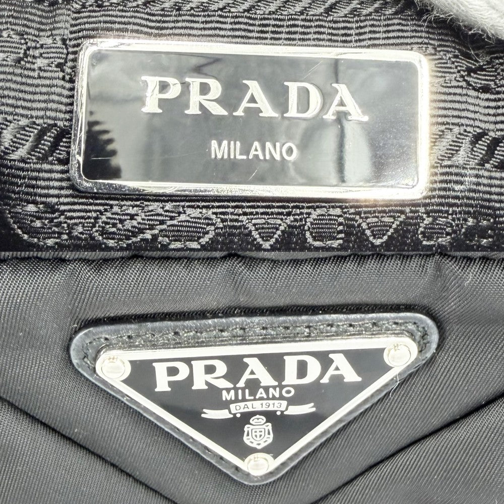 PRADA プラダ ショルダーバッグ パデッドRe-Nylon トライアングルロゴ メンズ レディース 男女兼用 1BC151 ナイロン ブラック 黒 シルバー金具 ユニセックス【中古品】