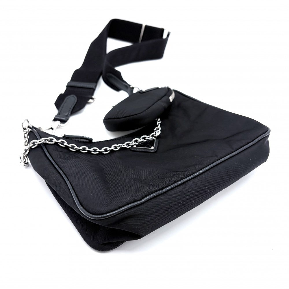 【開店SALE】 PRADA プラダ 2WAY Re-Edition2005 Re-Nylon ハンドバッグ ショルダーバッグ ポーチ付き トライアングルロゴ 1BH204 ナイロン ブラック 黒 シルバー金具 レディース【中古品】