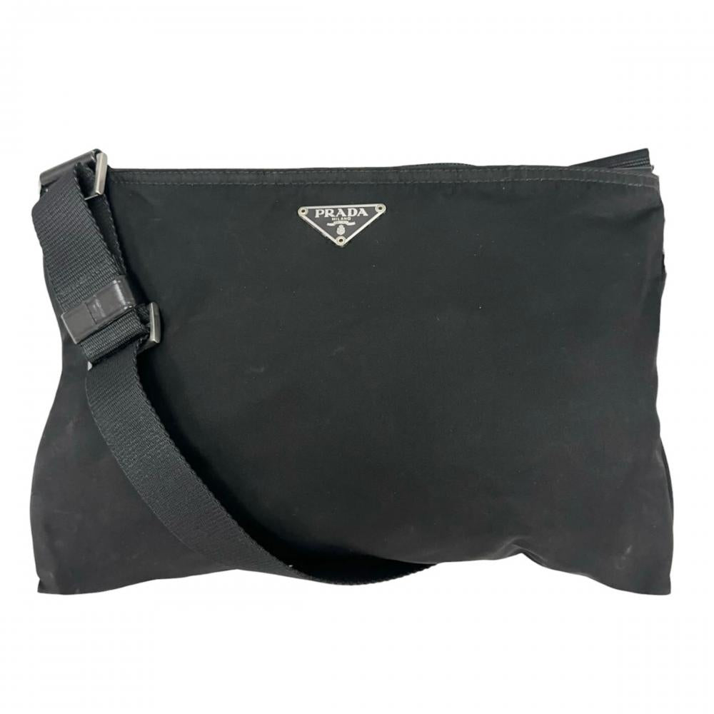 PRADA プラダ ショルダーバッグ ナイロンバッグ トライアングルロゴ ナイロン ブラック 黒 シルバー金具 レディース【中古品】