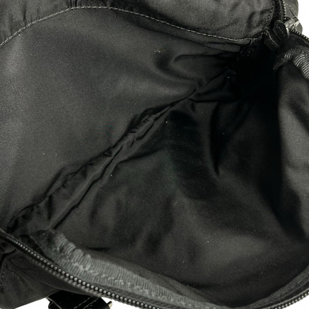 PRADA プラダ ショルダーバッグ メッセンジャーバッグ BT0713 ナイロン ブラック 黒 シルバー金具 レディース【中古品】