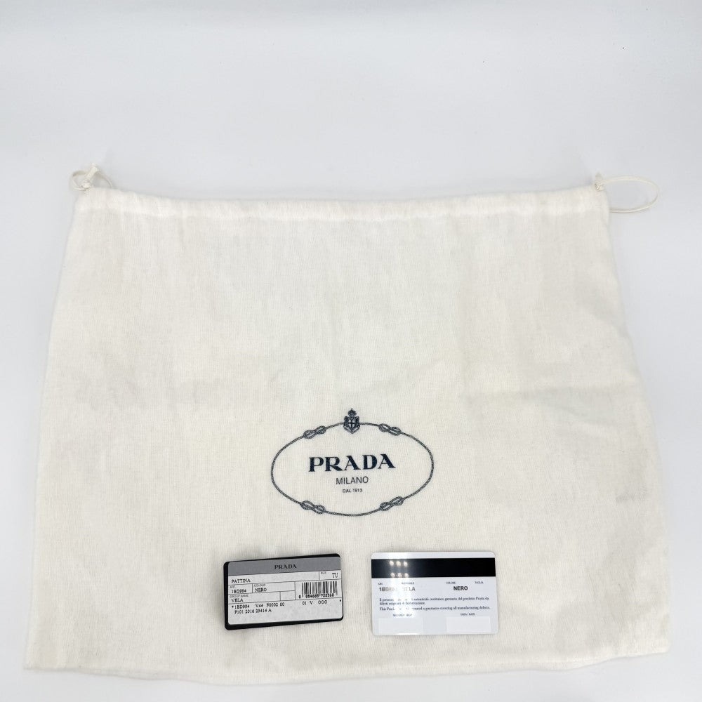 PRADA プラダ ショルダーバッグ トライアングルロゴ 1BD994 ナイロン ブラック 黒 シルバー金具 ユニセックス【中古品】