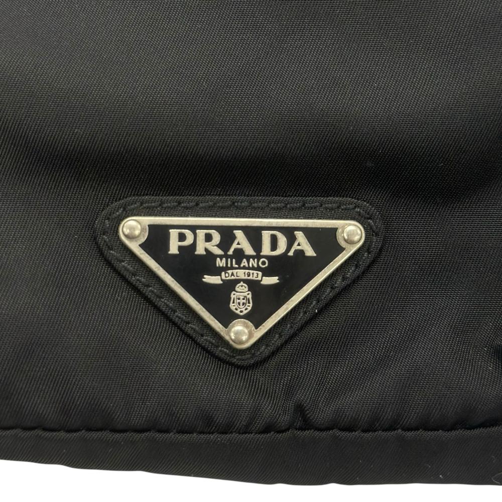 PRADA プラダ ボディバッグ ウエストポーチ トライアングルロゴ VA0056 ナイロン ブラック 黒 シルバー金具 レディース【中古品】