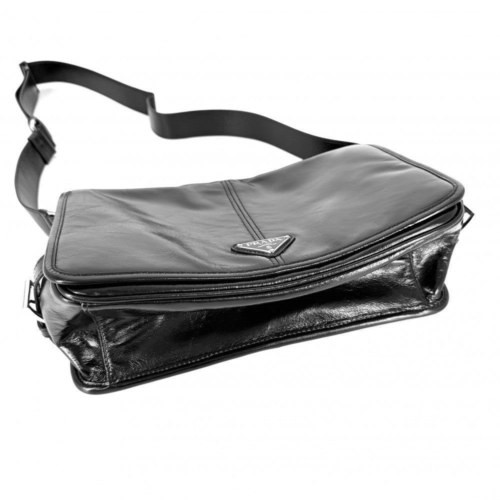 PRADA プラダ ショルダーバッグ トライアングルロゴ ソフトルックスレザー 2VD073 レザー ブラック 黒 シルバー金具 ユニセックス【中古品】