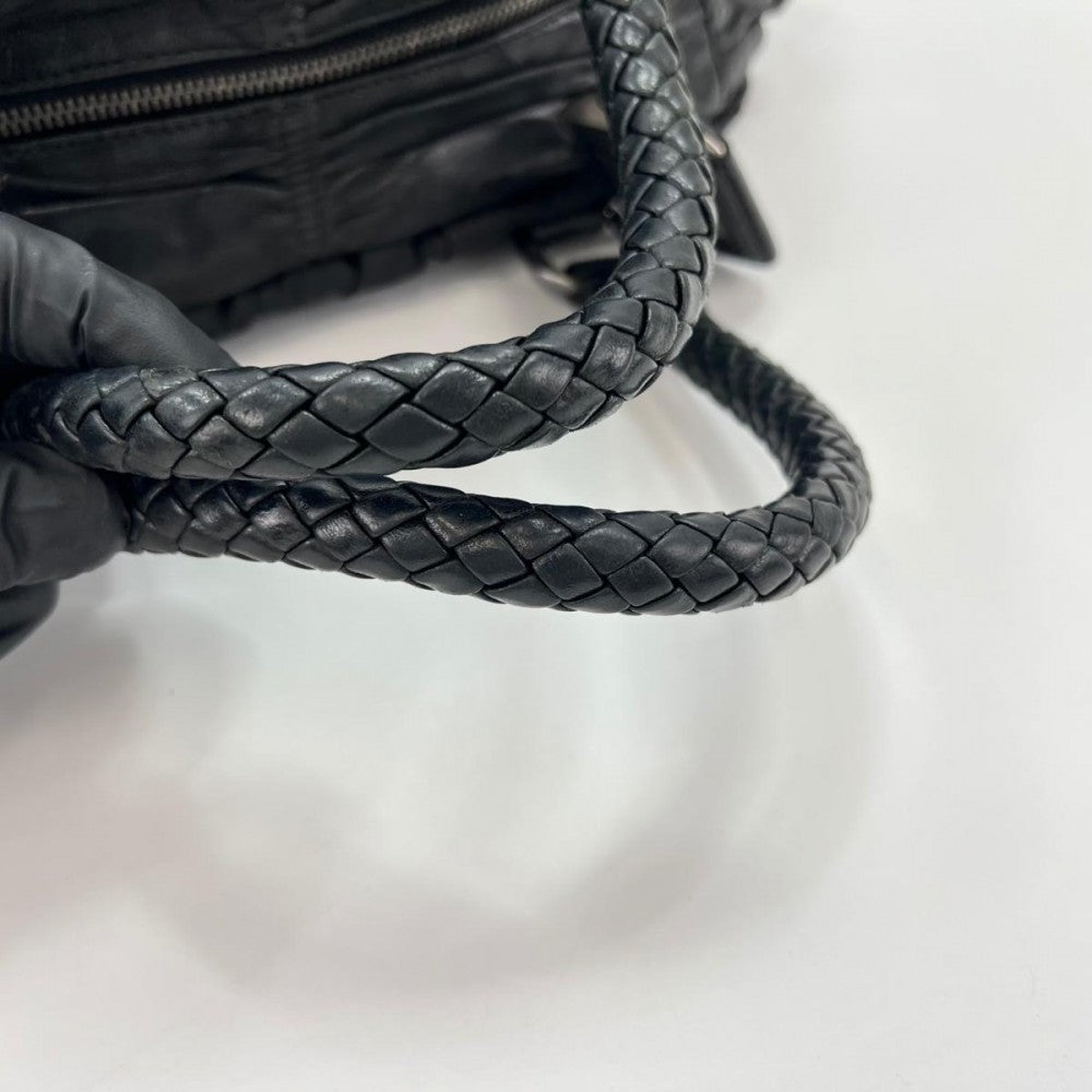 PRADA プラダ ハンドバッグ 三角プレート ロゴ 編み込みハンドル ギャザー レザー ブラック 黒 シルバー金具 レディース【中古品】
