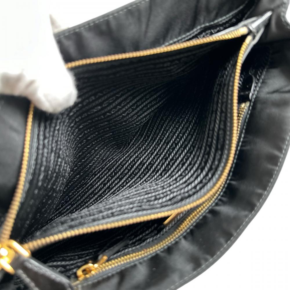 PRADA プラダ トートバッグ トライアングルロゴ BR3855 ナイロン エナメル ブラック 黒 ゴールド金具 レディース【中古品】