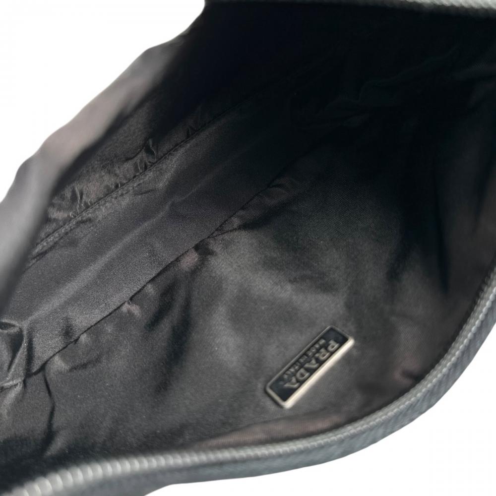 PRADA プラダ ハンドバッグ MV515 トライアングルロゴ ミニバッグ ナイロン ブラック 黒 シルバー金具 レディース【中古品】