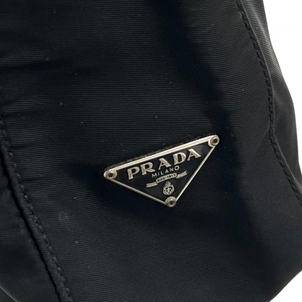 PRADA プラダ ショルダーバッグ 三角ロゴ ナイロン ブラック 黒 シルバー金具 レディース【中古品】