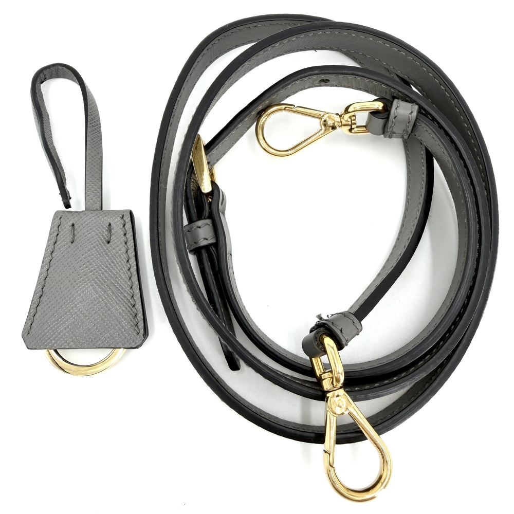 PRADA プラダ 2WAY トライアングルロゴ ハンドバッグ ショルダーバッグ 1BA380 レザー グレー ゴールド金具 レディース【中古品】