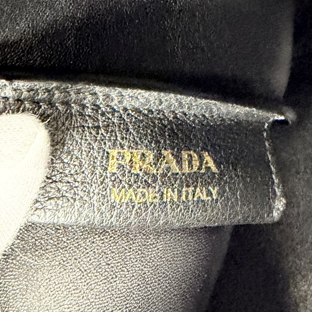 PRADA プラダ ハンドバッグ トライアングルロゴ スモール レザー トートバッグ 1BG335 レザー ブラック 黒 ゴールド金具 レディース【中古品】