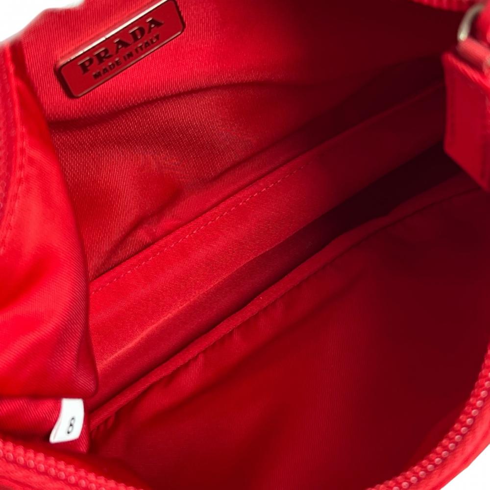 PRADA プラダ ハンドバッグ トライアングルロゴ MV519 ナイロン レッド 赤 シルバー金具 レディース【中古品】