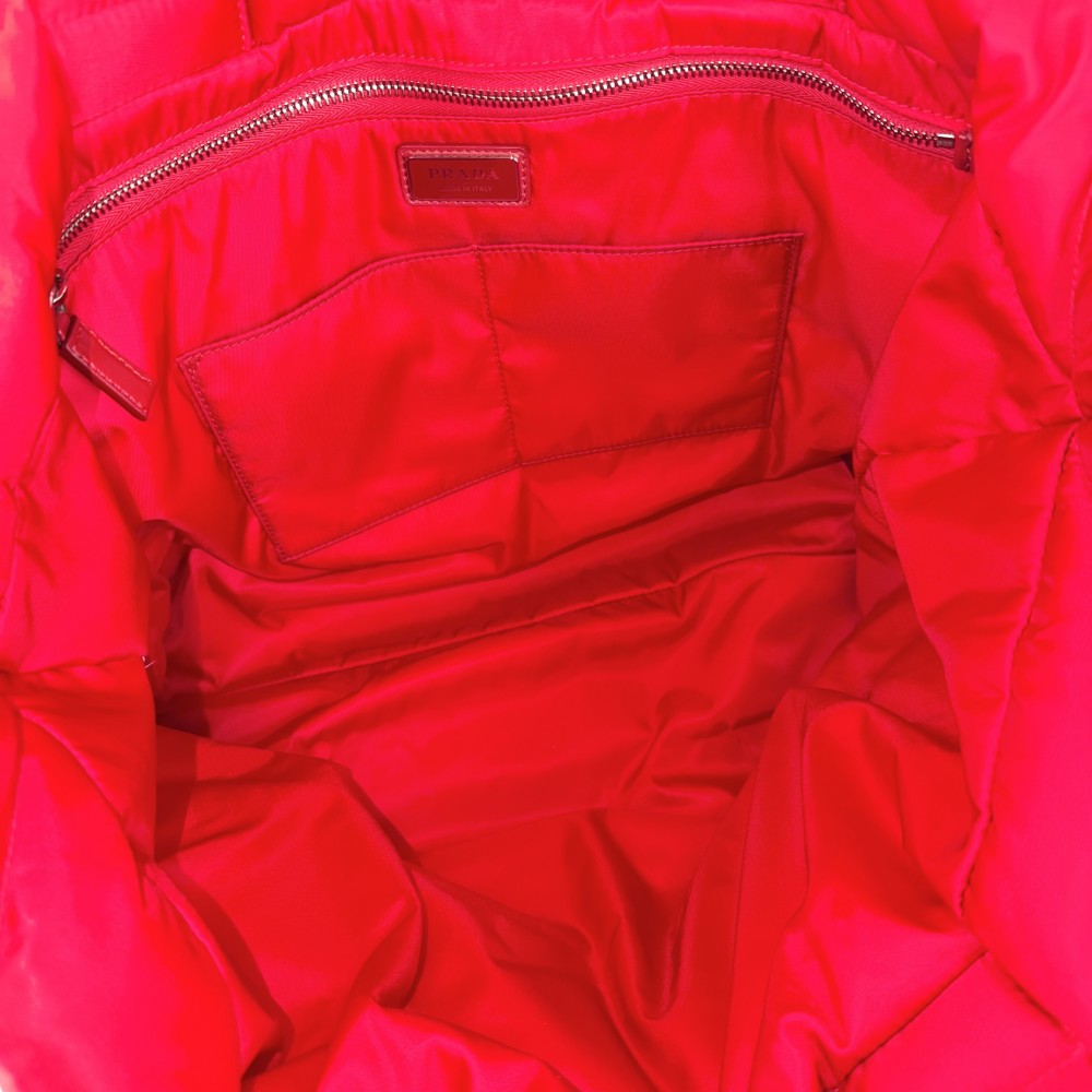 PRADA プラダ ハンドバッグ パデッドRe Nylon トートバッグ 2VG082 ナイロン レッド 赤 シルバー金具 レディース【中古品】