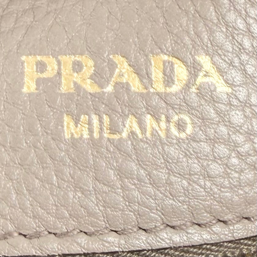 PRADA プラダ 2WAY ショルダーバッグ ハンドバッグ トライアングルロゴ 1BA111 レザー グレージュ ゴールド金具 レディース【中古品】